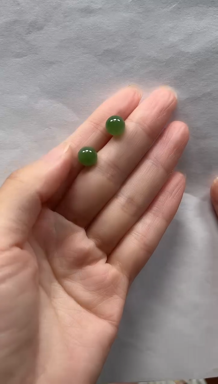 银S925镶嵌和田玉耳饰修*碧玉圆珠耳钉