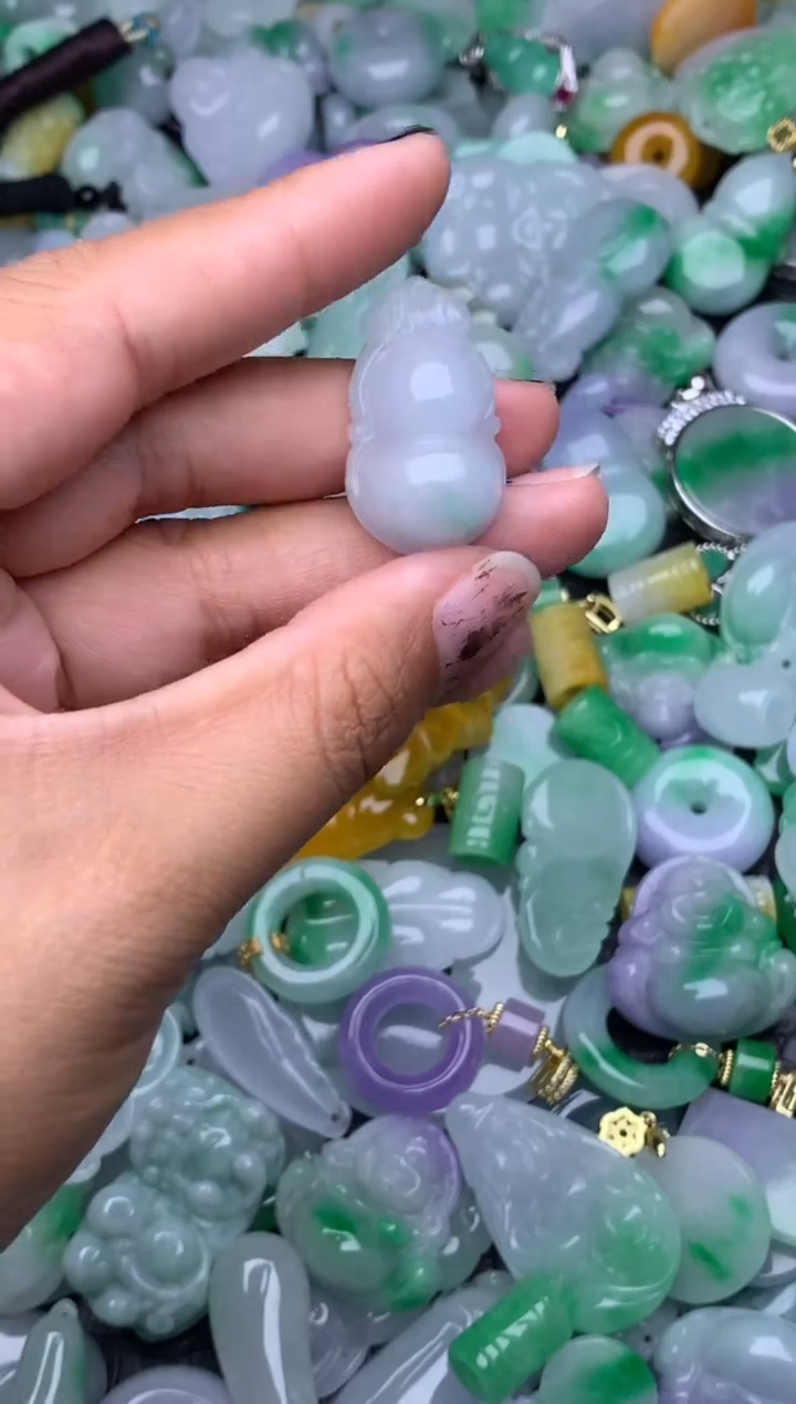 翡翠未镶嵌颈饰天然缅甸翡翠吊坠