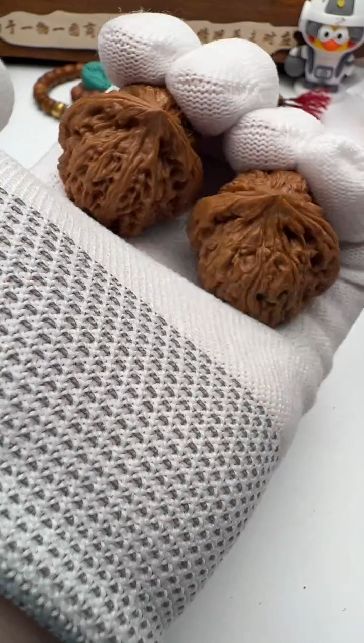 【闪购商品】文玩核桃把件文玩核桃