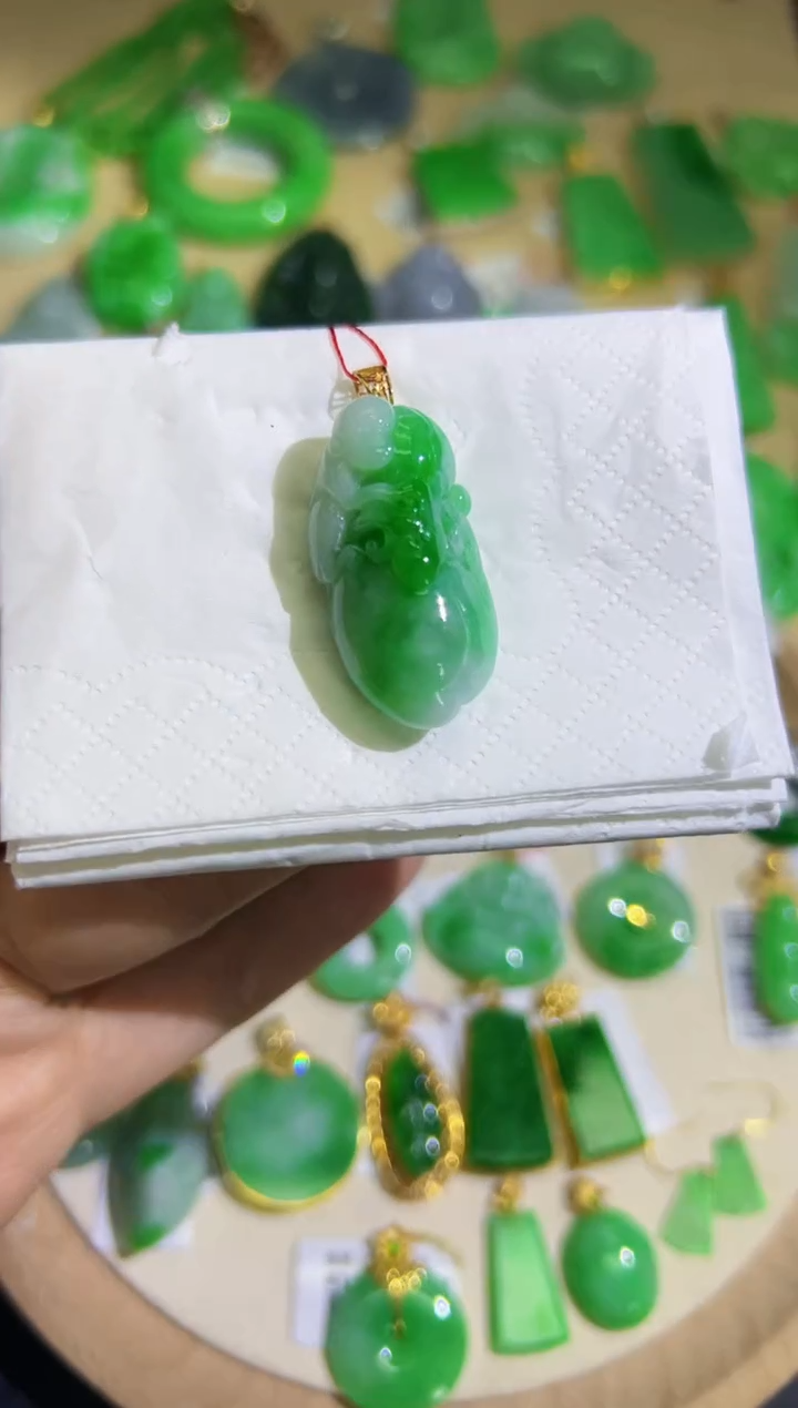 【闪购商品】翡翠颈饰18K金镶嵌Q缅料A货翡翠/支持复检/一件