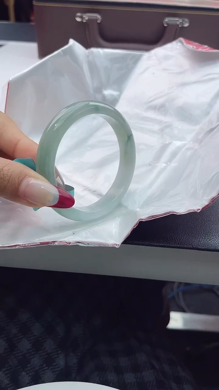 【闪购商品】翡翠手镯未镶嵌4翡翠手镯