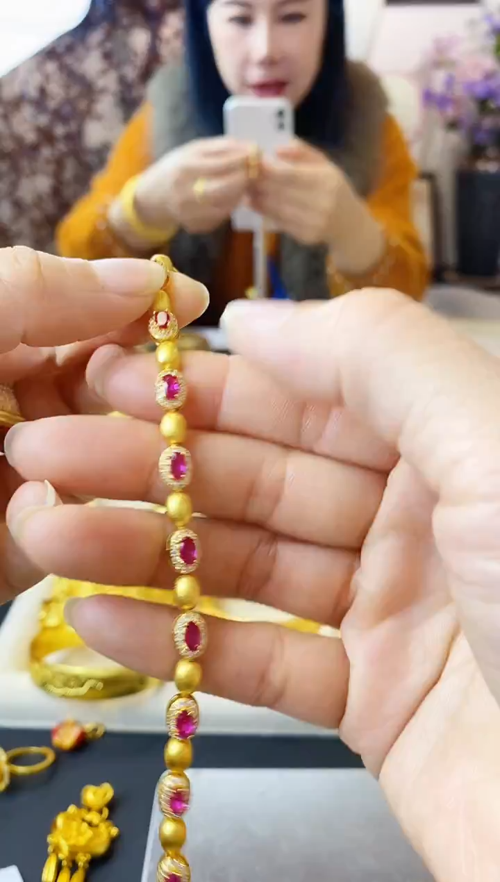 合金无018红手链