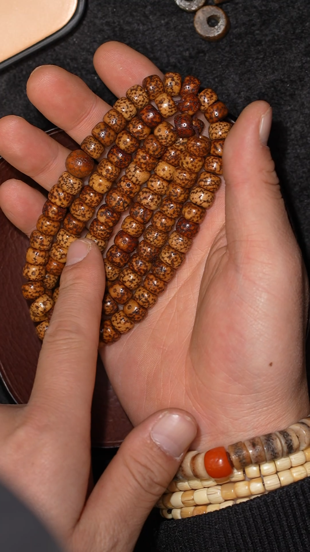 【闪购商品】冲赛康胡子哥，藏传念珠187