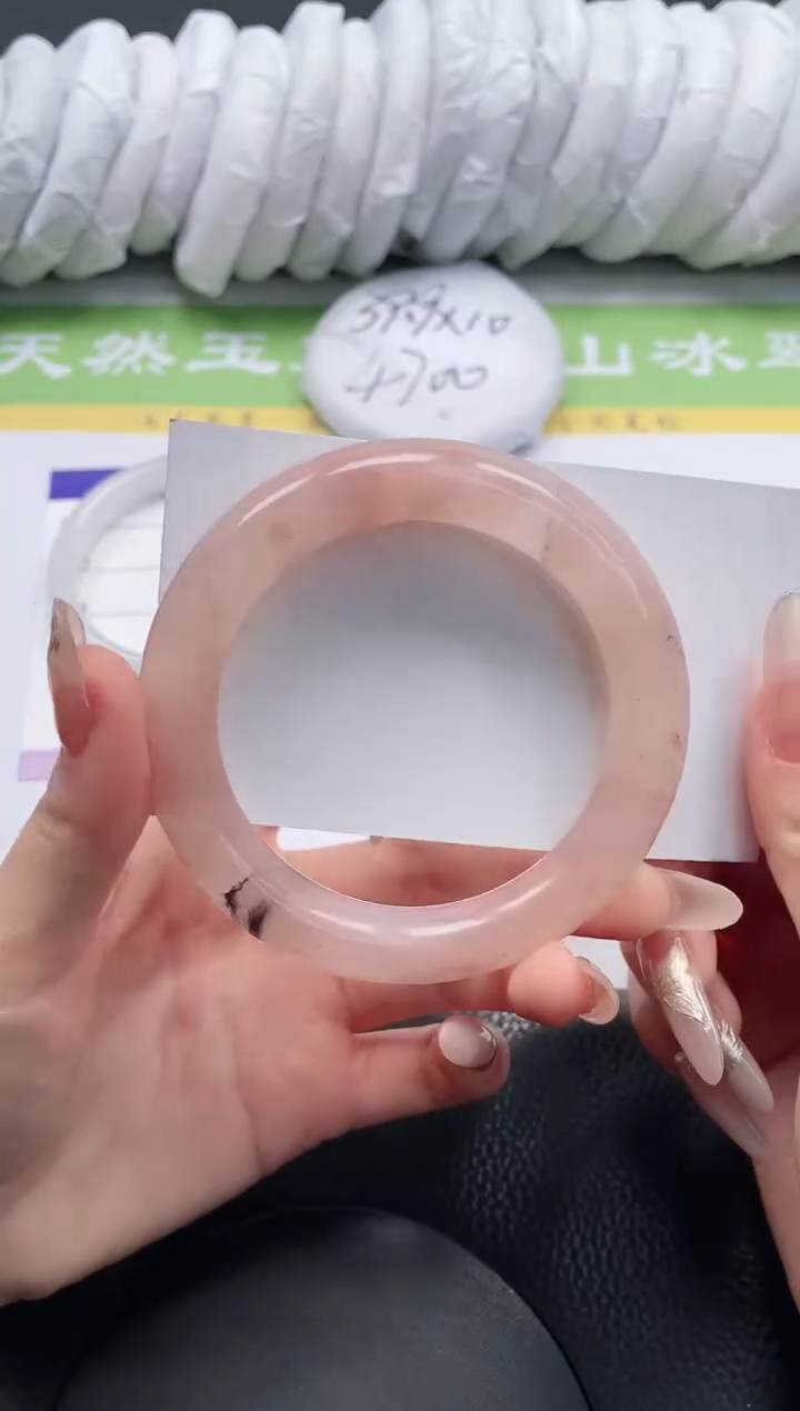 【闪购商品】石英质玉手镯未镶嵌A40-58+