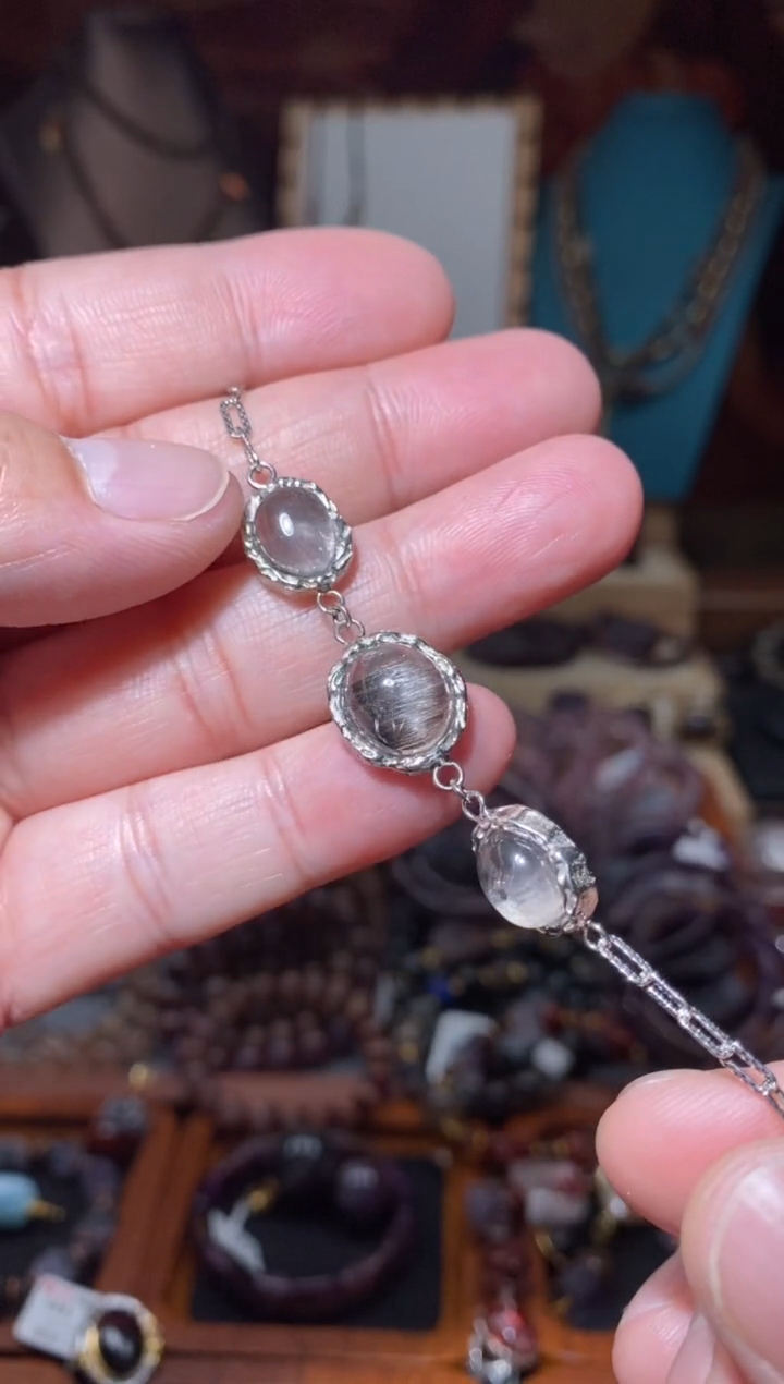 【闪购商品】水晶手链未镶嵌黑银钛