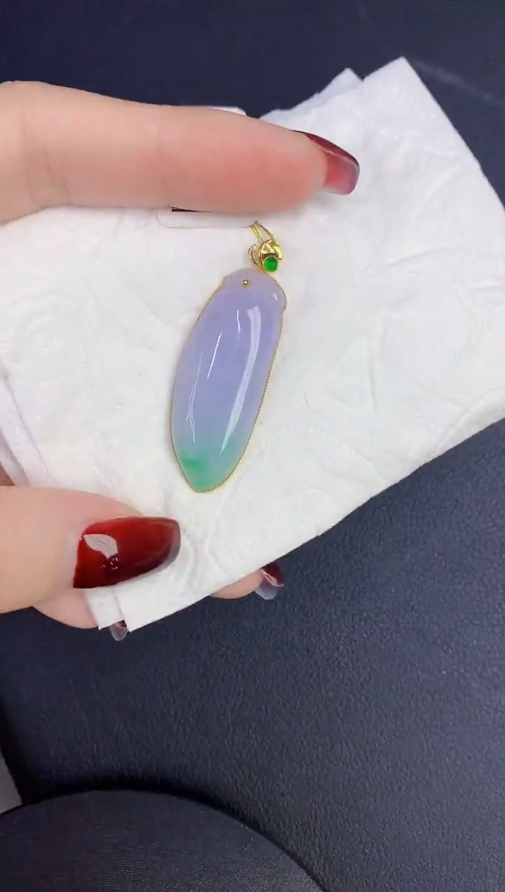 颈饰18K金镶嵌翡翠缅甸天然翡翠a货