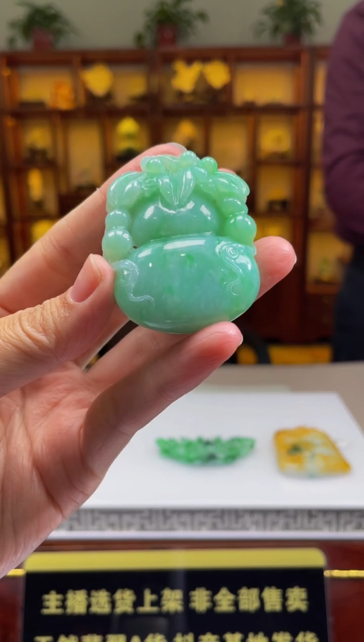 【闪购商品】定制翡翠未镶嵌天然A货翡翠