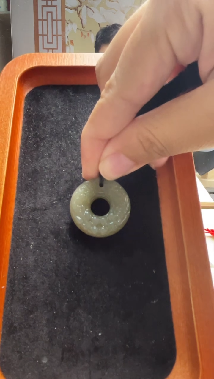 吊坠(赠链)未镶嵌和田玉夏*?貔貅平安扣