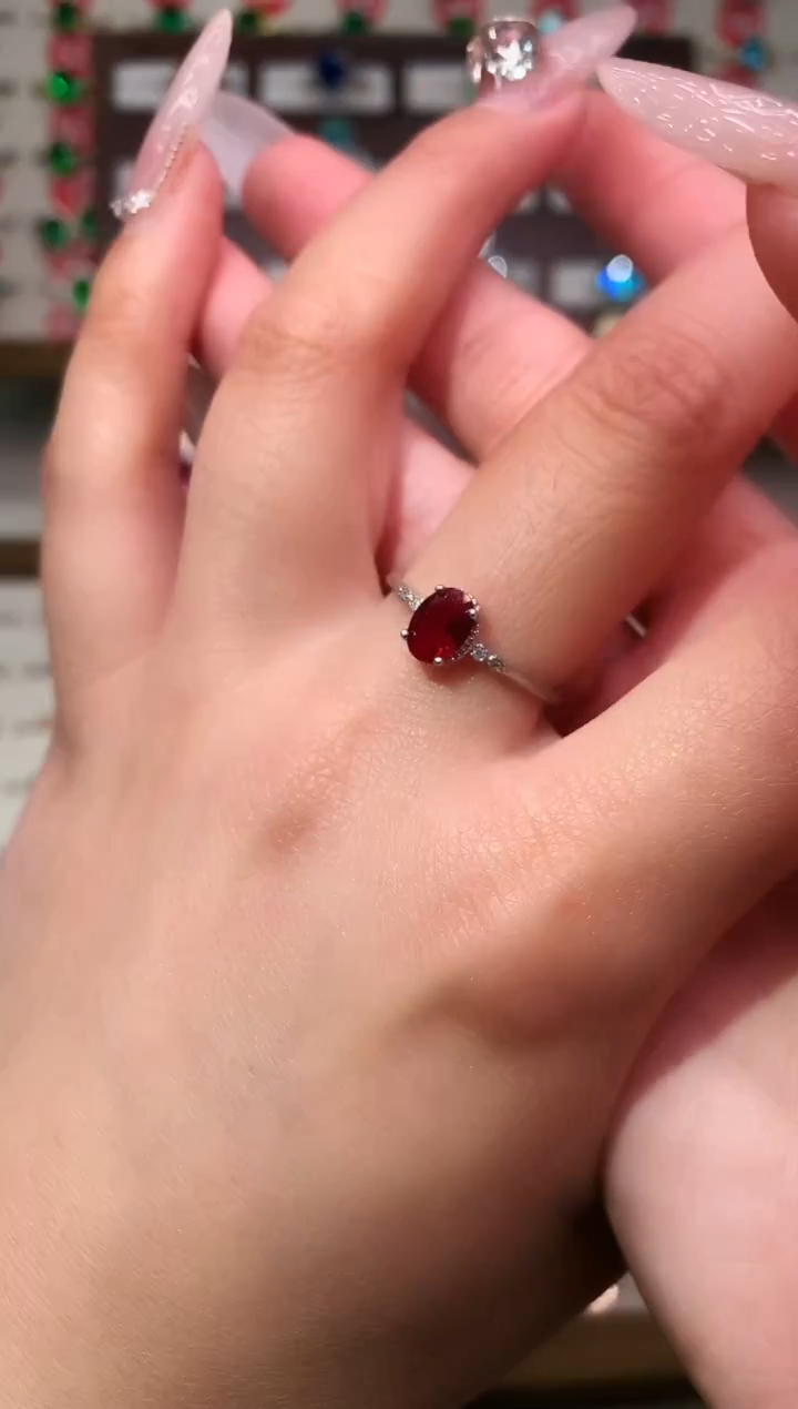 银S925镶嵌戒指红宝石5*7 酒红 银托