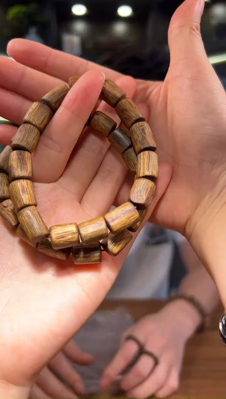 沉香沉香碎屑919号树心油桶珠1.0单圈碎屑香粉多样性发一8