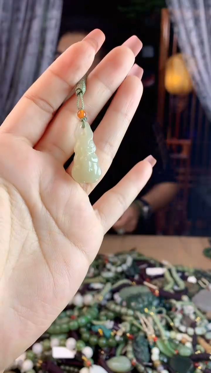 【闪购商品】和田玉挂件未镶嵌多样性发货拍一发一