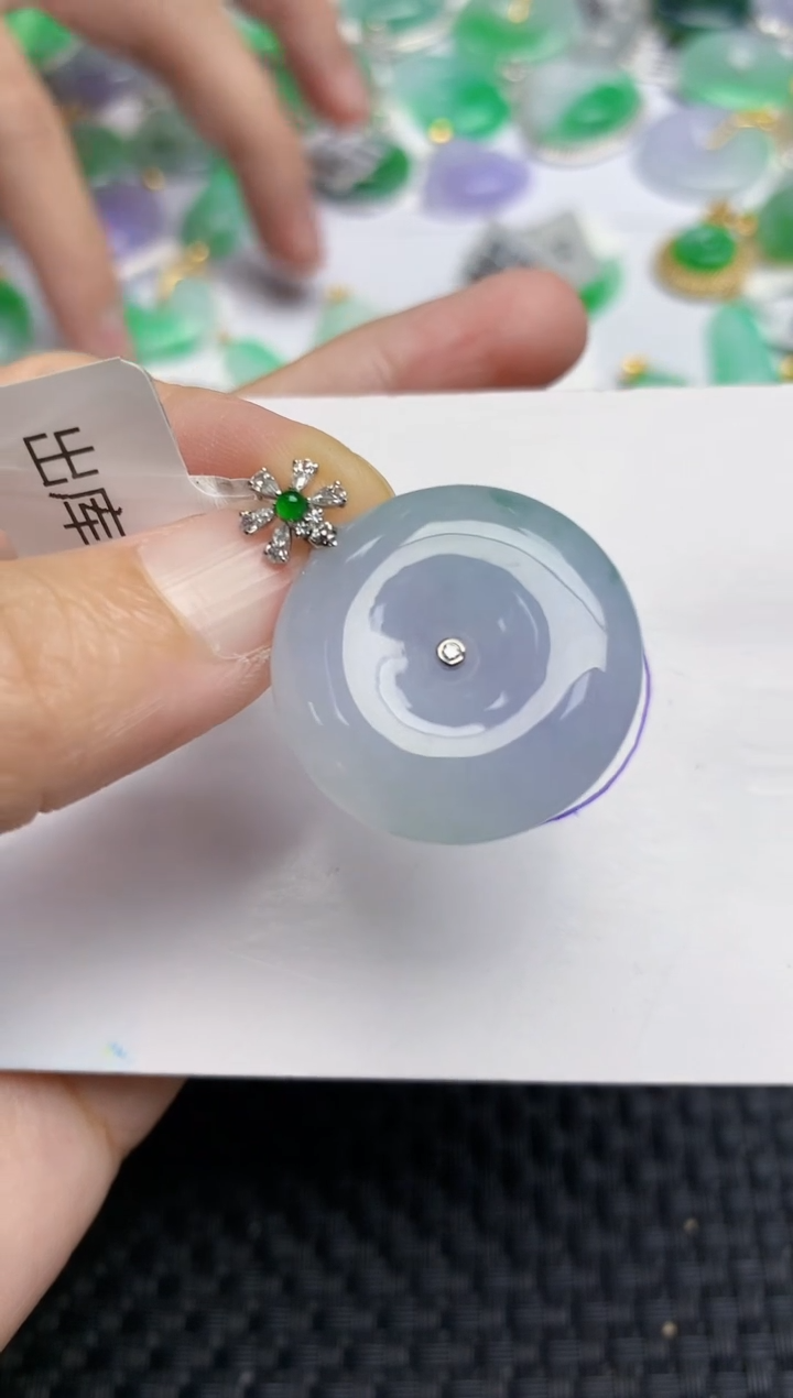 颈饰18K金镶嵌翡翠天然缅甸A货翡翠百元以上9元证书费自理