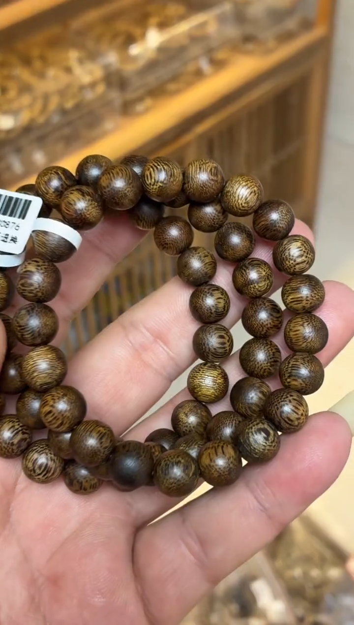沉香手串 海南莺歌绿圆珠单圈1.0+多样性发其一
