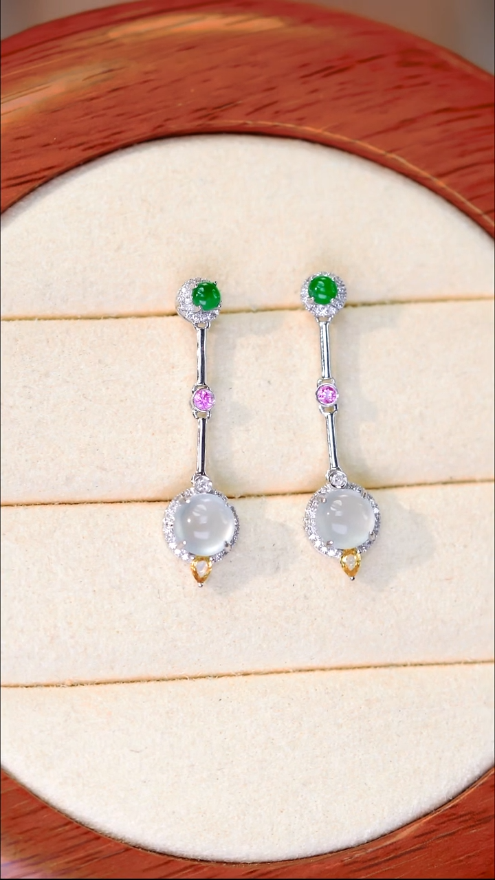 18K金镶嵌翡翠耳饰94