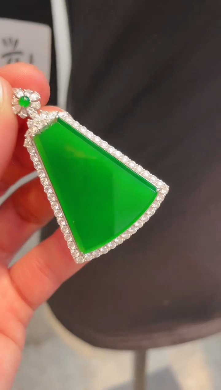 【闪购商品】翡翠颈饰18K金镶嵌A71天然A货翡翠