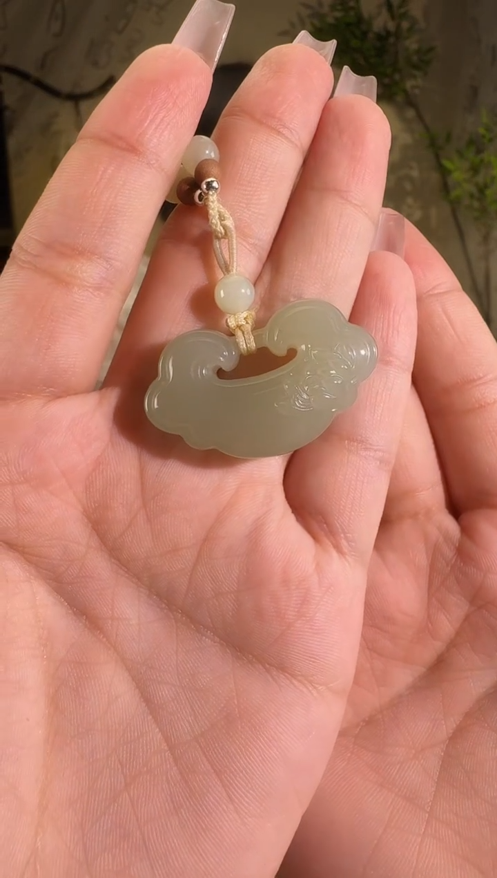 【闪购商品】和田玉颈饰未镶嵌平安锁