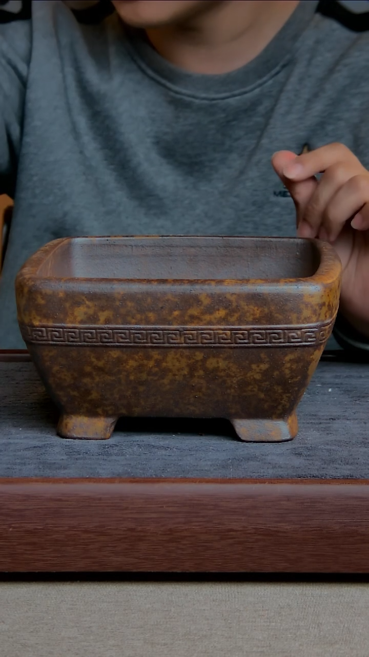 【闪购商品】紫砂花盆18*8内径紫砂花盆