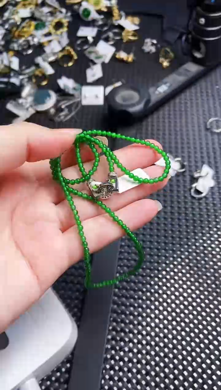 【闪购商品】翡翠手串未镶嵌111111111