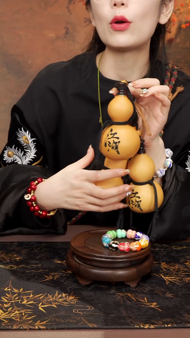 4精品蜂蜡酒葫芦一个随机发--19.9