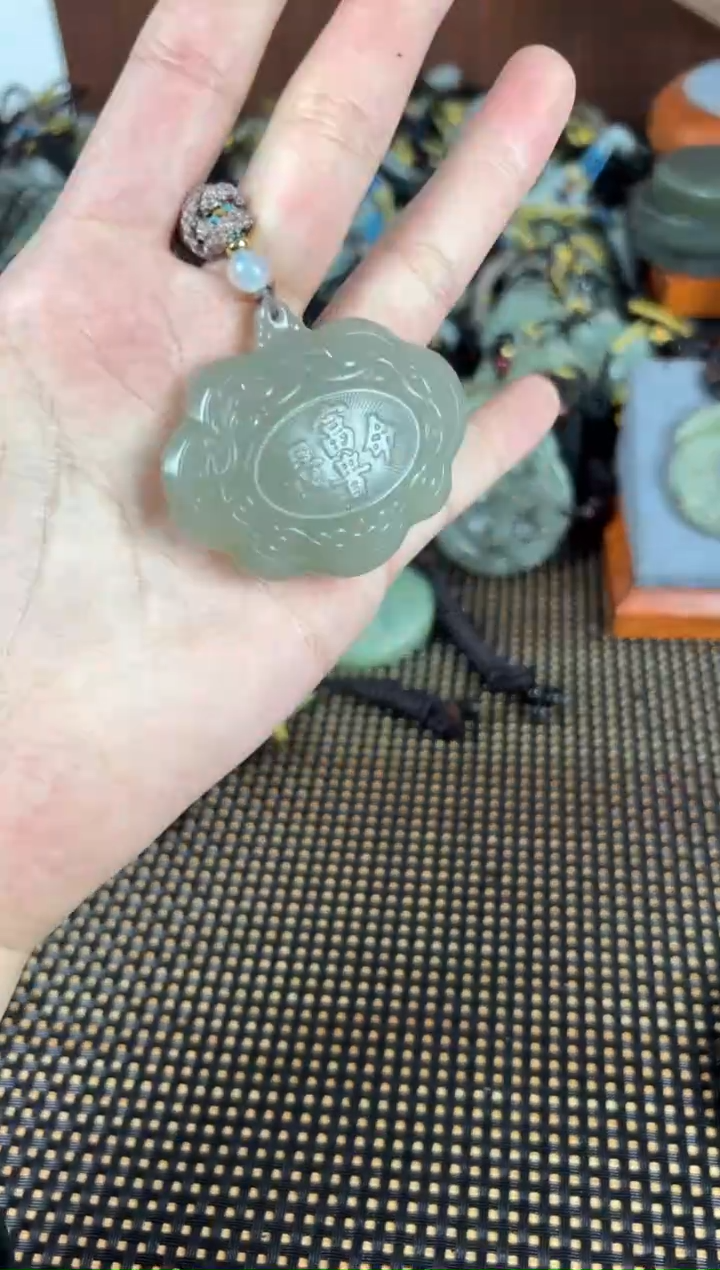 【闪购商品】和田玉颈饰未镶嵌1