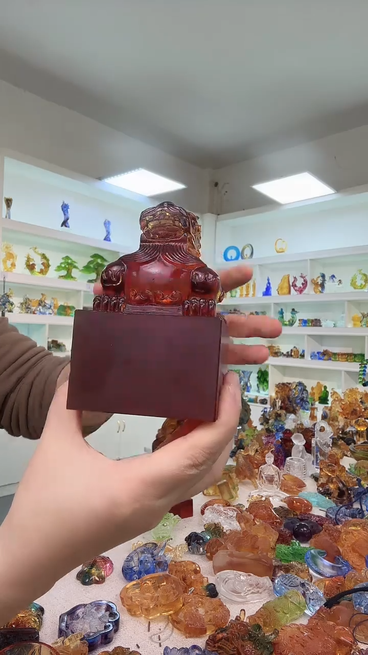 手工艺品琉璃貔貅