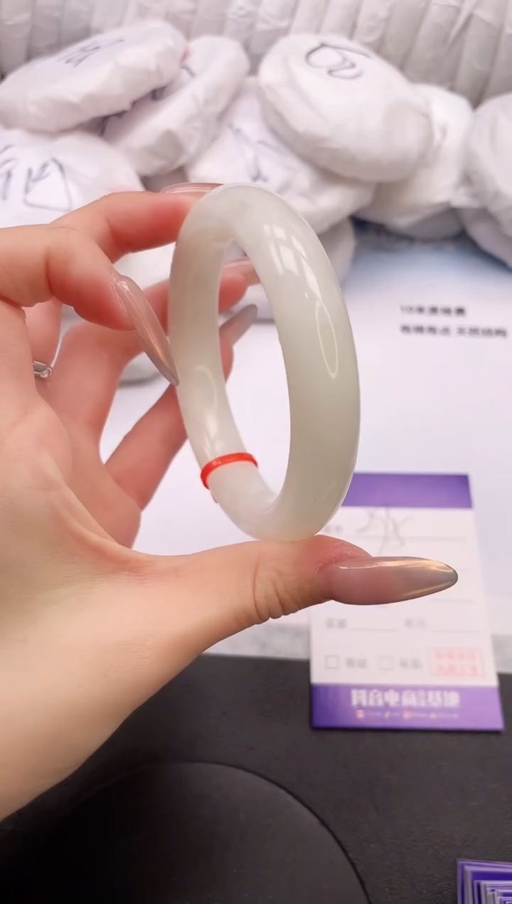 【闪购商品】和田玉手镯未镶嵌30K295-60