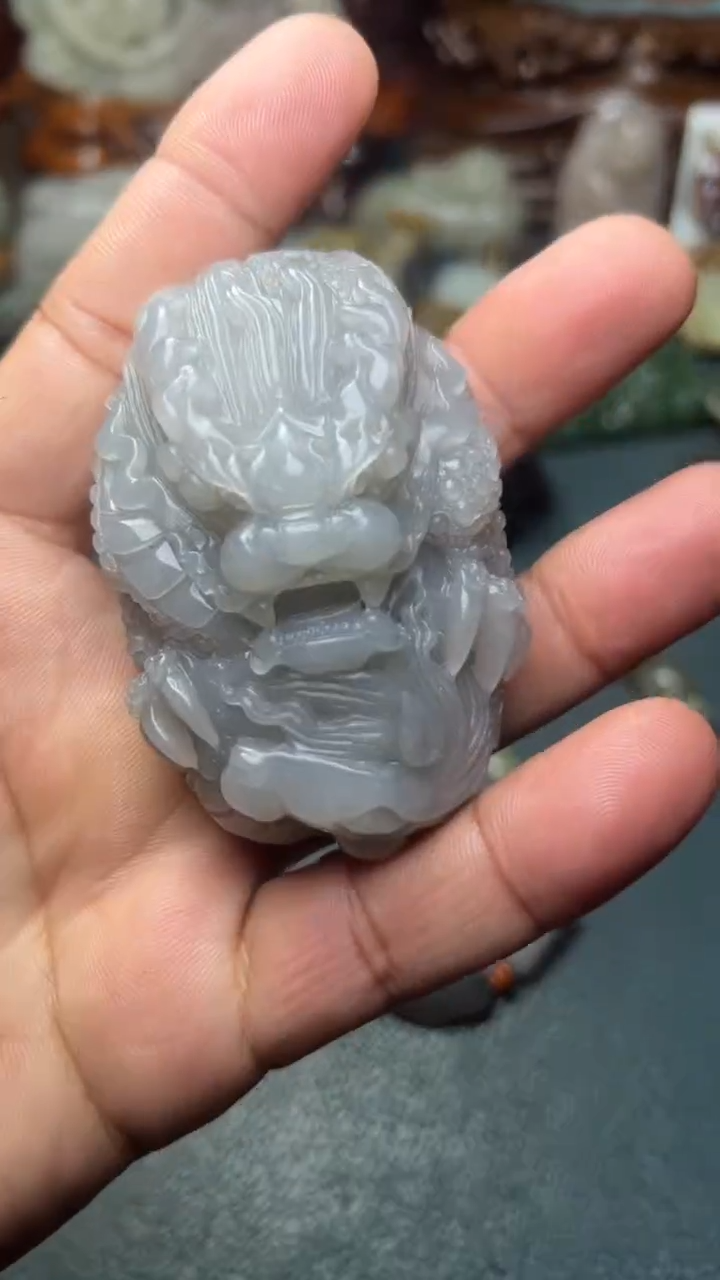 未镶嵌和田玉把件-