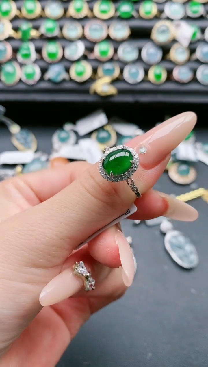 【闪购商品】翡翠戒指银S925镶嵌111111