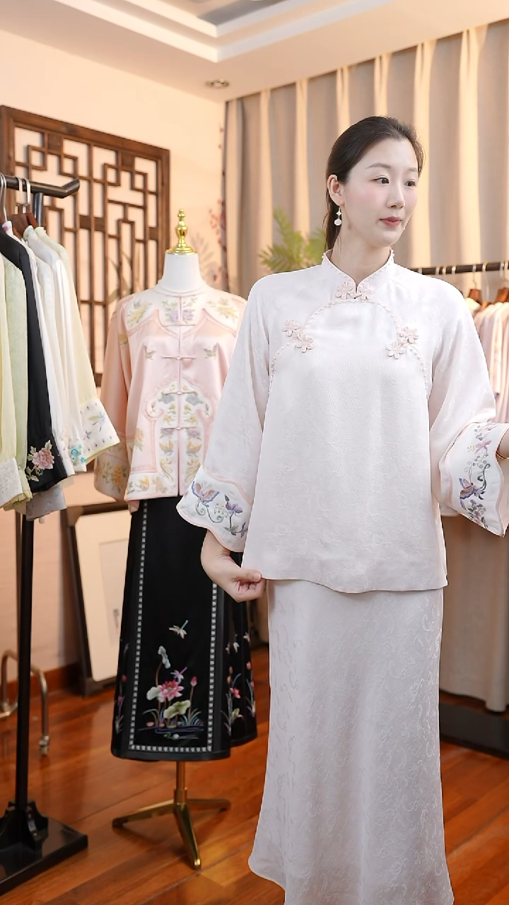 刺绣粉色美菱襟上衣 桑蚕丝非遗苏绣服饰