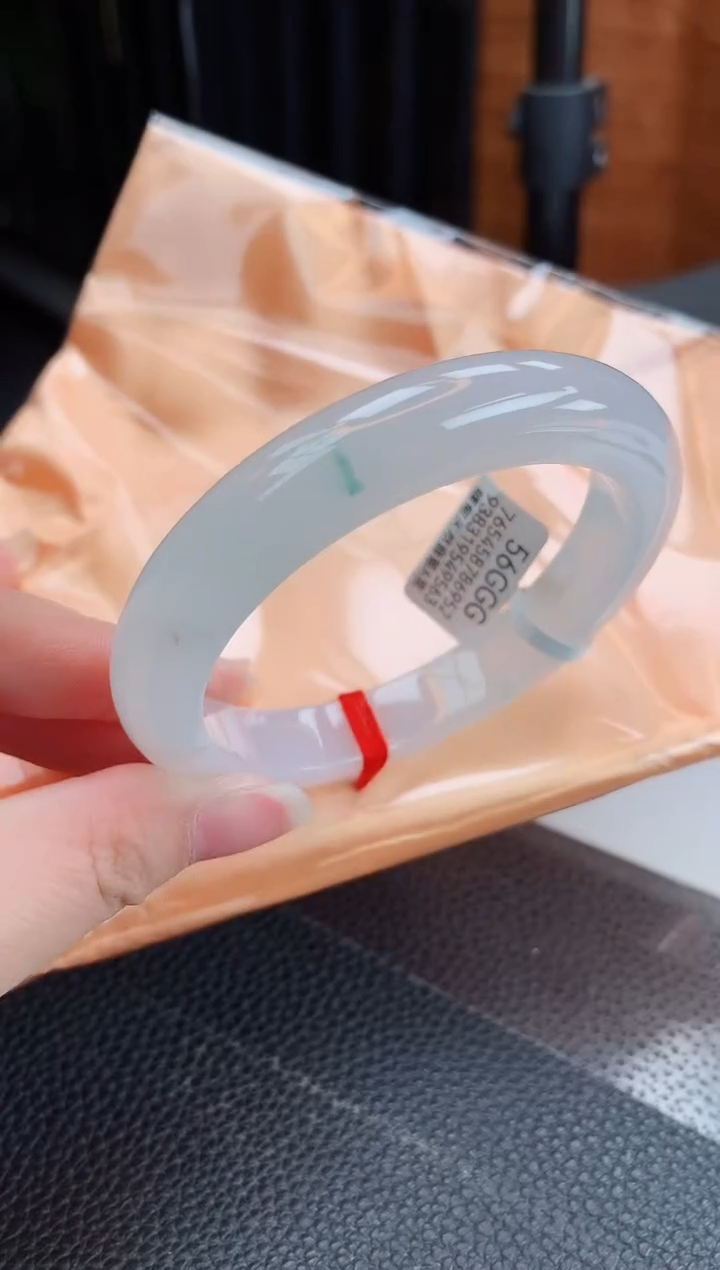 【闪购商品】翡翠手镯未镶嵌缅甸天然翡翠A货手镯