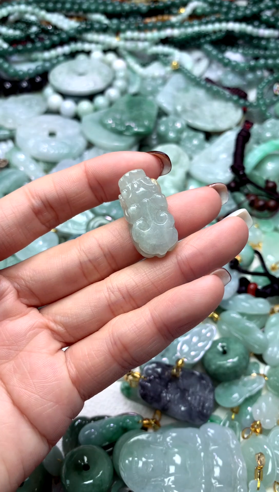 颈饰未镶嵌翡翠1