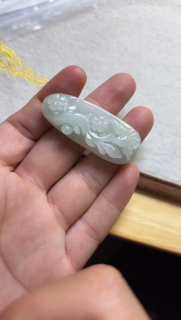 翡翠未镶嵌吊坠(不含链)花件