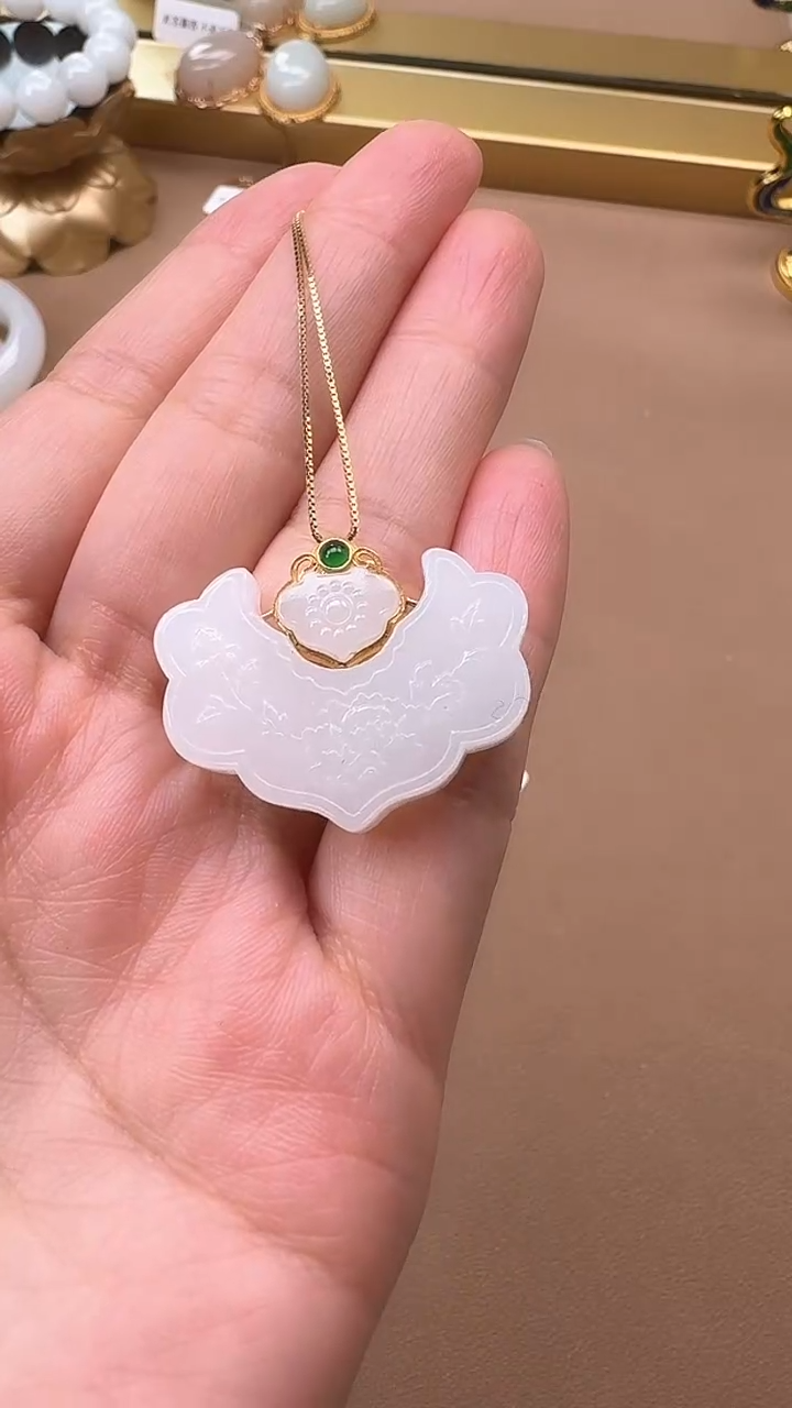 【闪购商品】和田玉吊坠18K金镶嵌0989白玉镶嵌平安锁