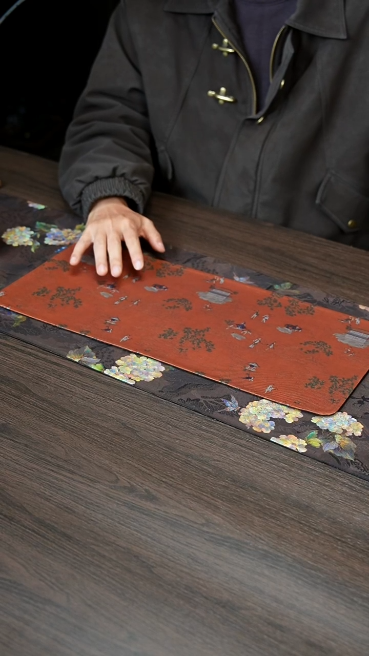 香云纱                 茶席