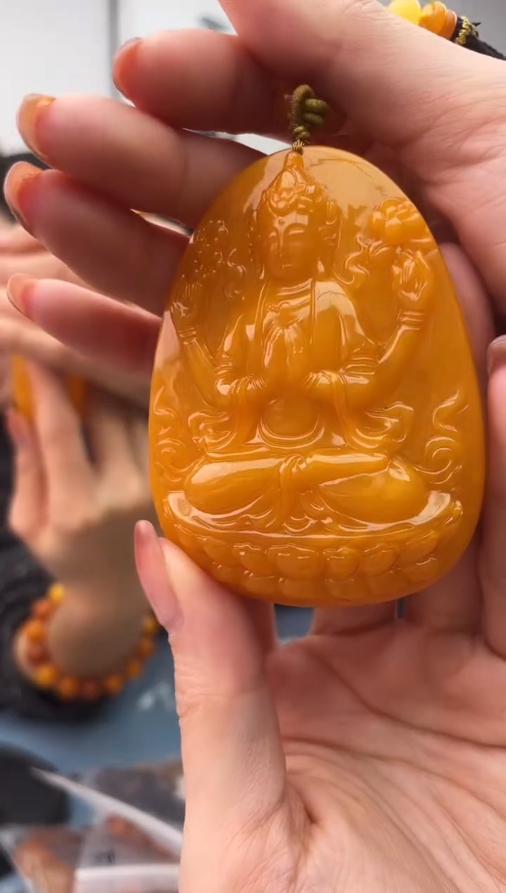 【闪购商品】蜜蜡珠宝奇石未镶嵌微瑕配绳假一罚十055