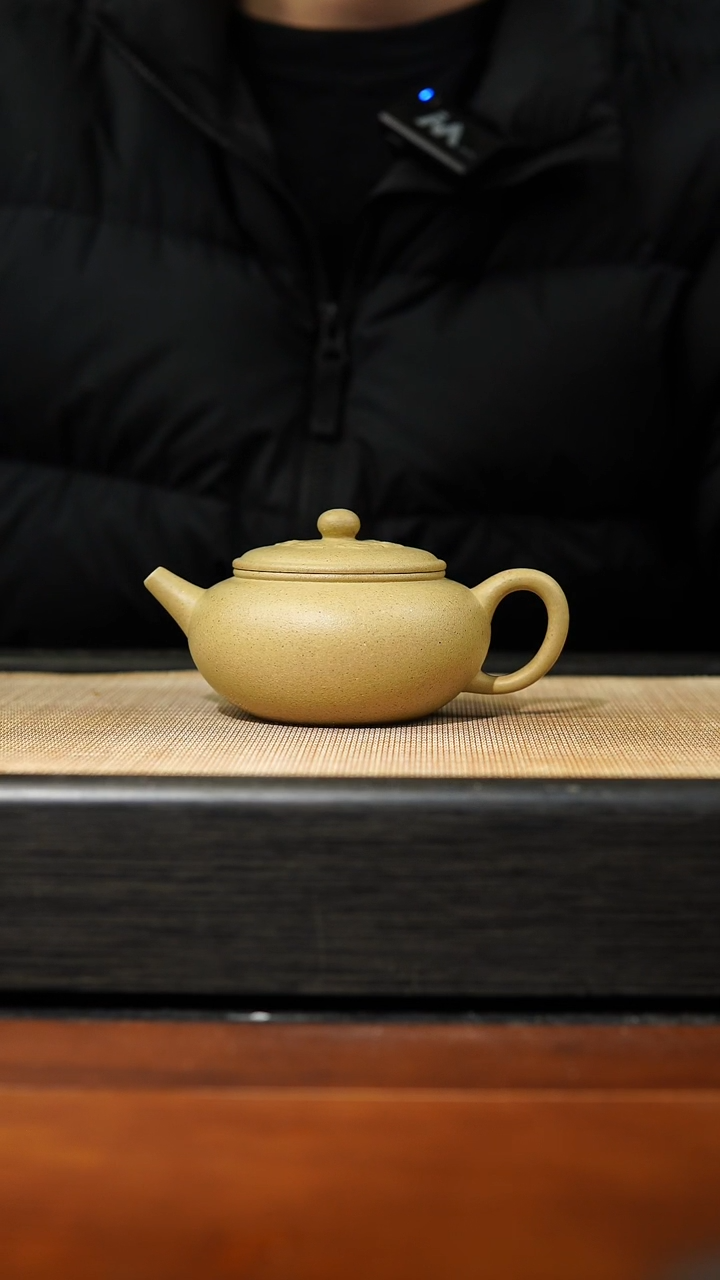 【闪购商品】紫砂茶壶大水潭本绿如意云纹