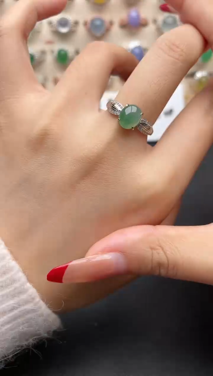 【闪购商品】翡翠戒指银S925镶嵌一物一证一礼盒