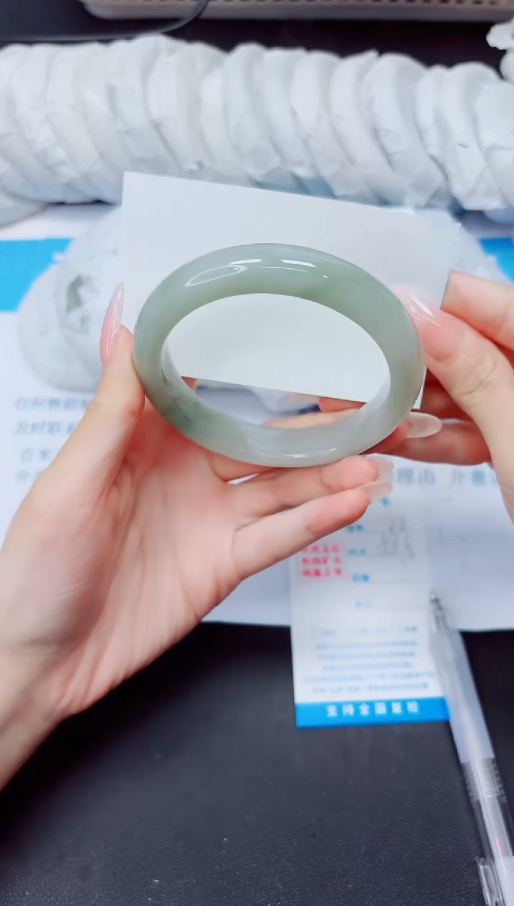 石英质玉手镯未镶嵌28/58.5