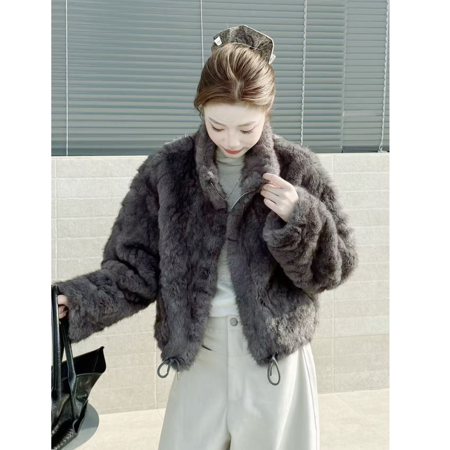 玲家精选7057款号洋气立领毛毛外套