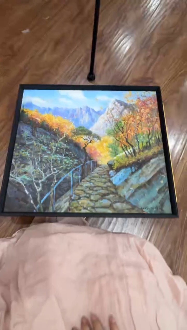 油画【已装裱】朝鲜一级画家原创手绘油画作品