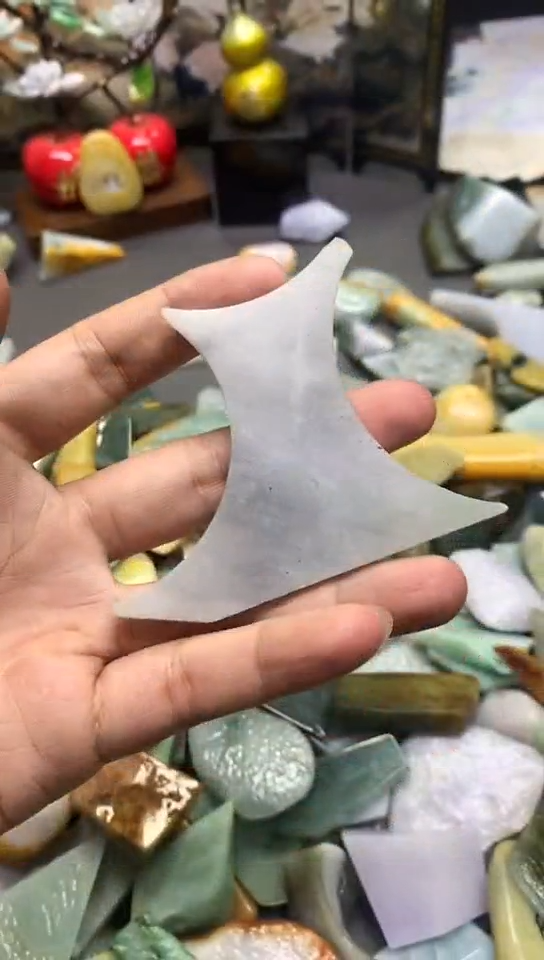 【闪购商品】翡翠耳饰未镶嵌天然翡翠A货