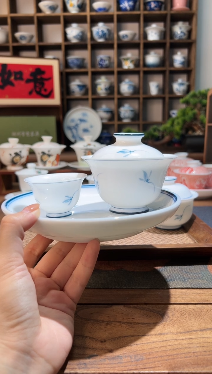 【闪购商品】大玉兰花盖碗+50cc杯+玉兰壶承