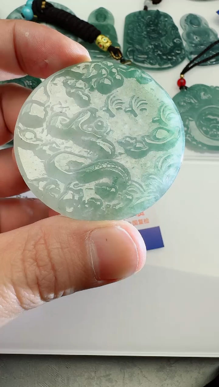 【闪购商品】翡翠颈饰未镶嵌1111111111111111