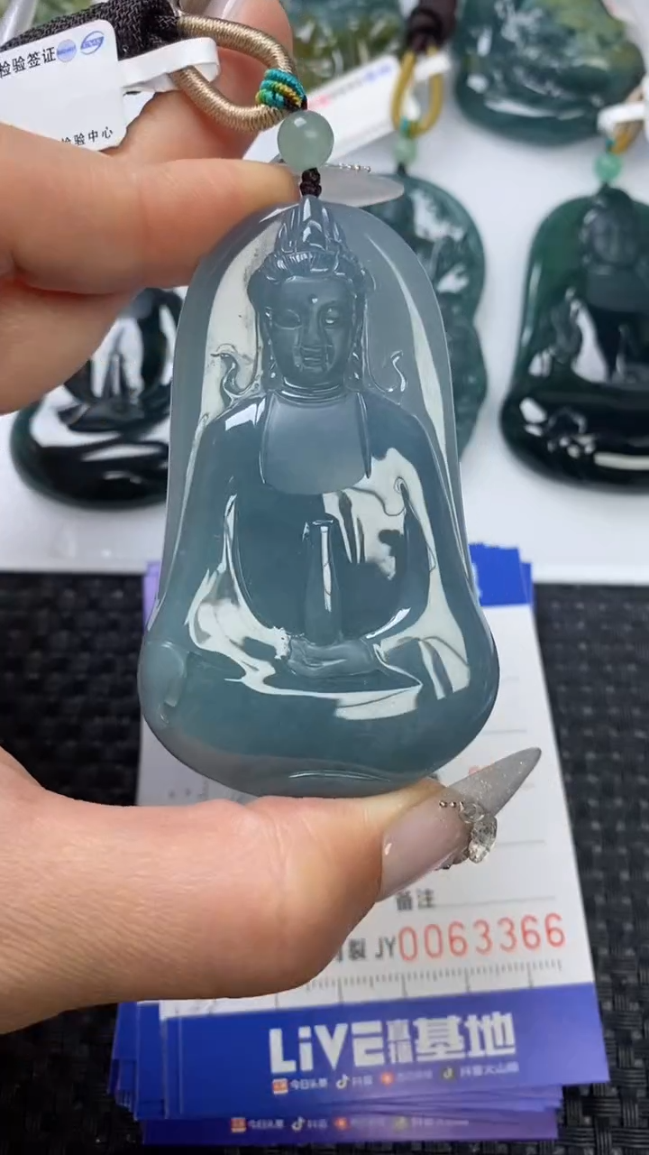 【闪购商品】翡翠颈饰未镶嵌111111111111111