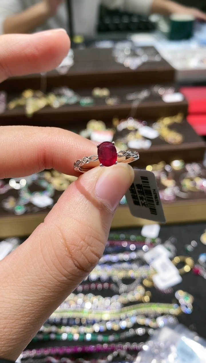 【闪购商品】红宝石戒指银S925镶嵌戒指