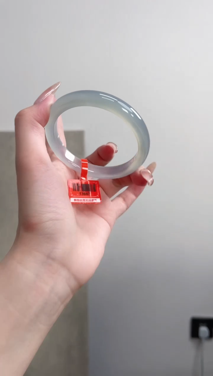 【闪购商品】玛瑙/玉髓手镯未镶嵌59-60圈 需要包容