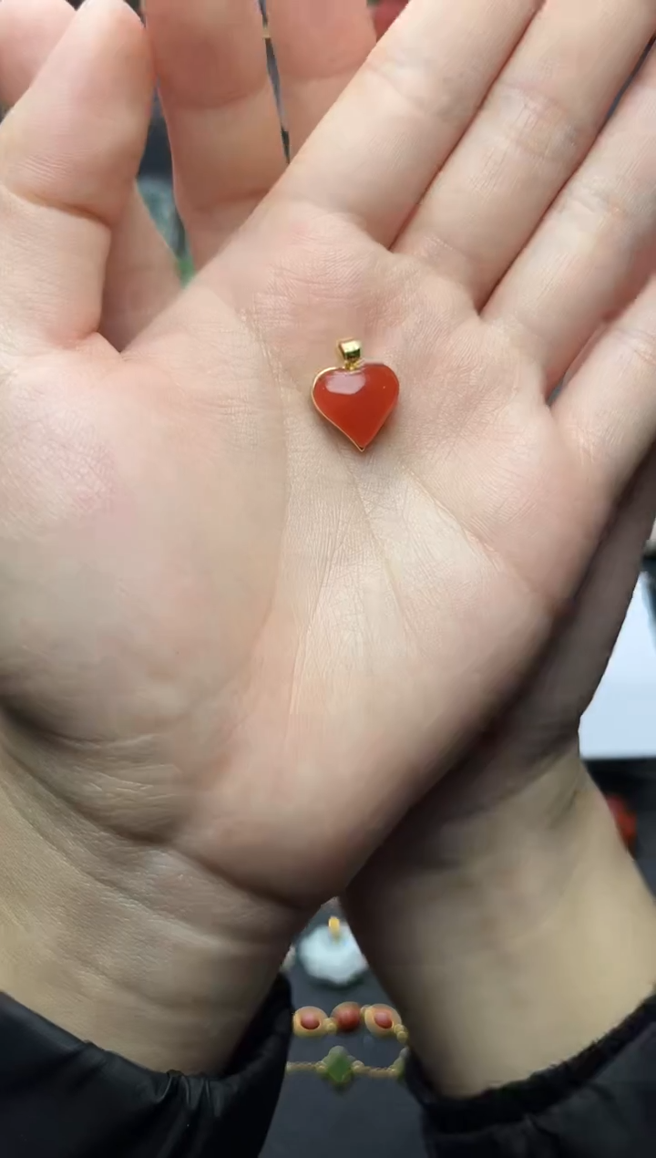 银S925镶嵌颈饰南红玛瑙爱心06