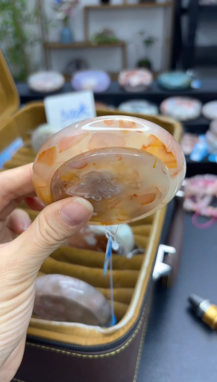 【闪购商品】石英质玉手镯未镶嵌A160(58圈赠送镯心)