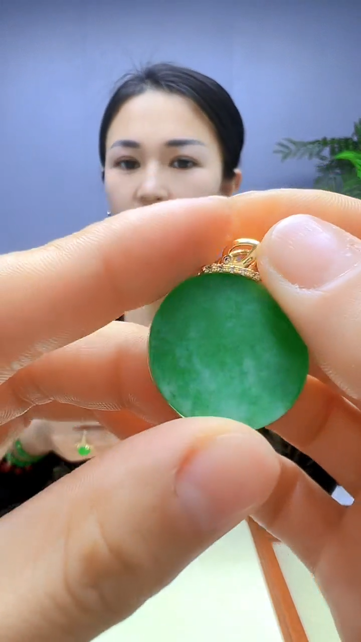 【闪购商品】翡翠颈饰14K金镶嵌颈饰