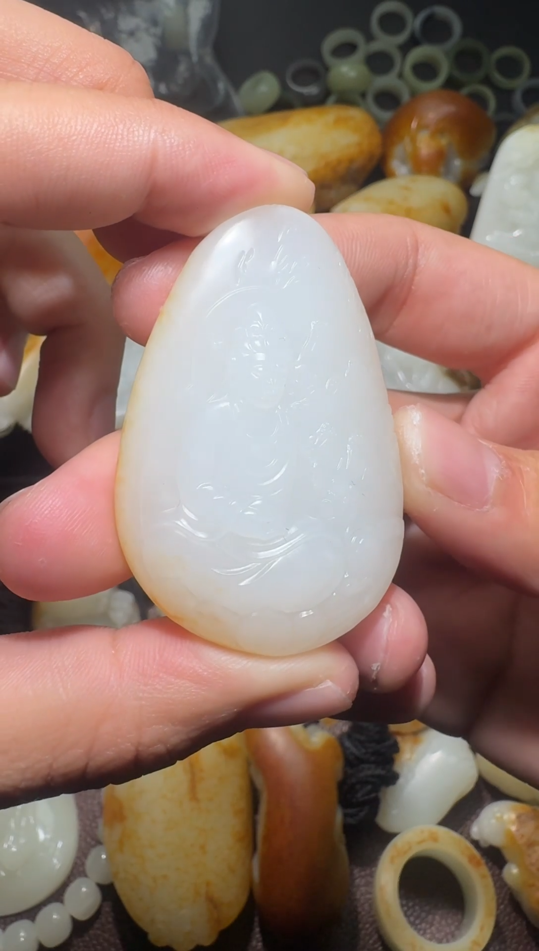 未镶嵌和田玉（子料）挂件和田玉